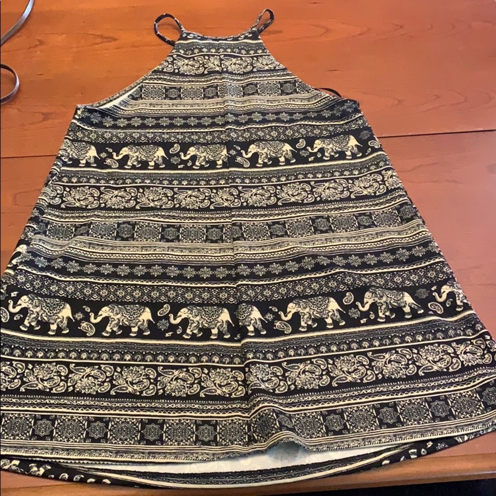 🌎2/ forever 21 dresses - Picture 4 of 7